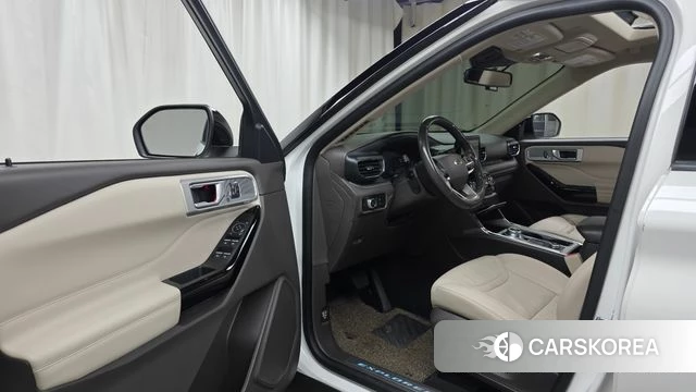 Ford Explorer 6th Generation id 4965998 из Кореи 32