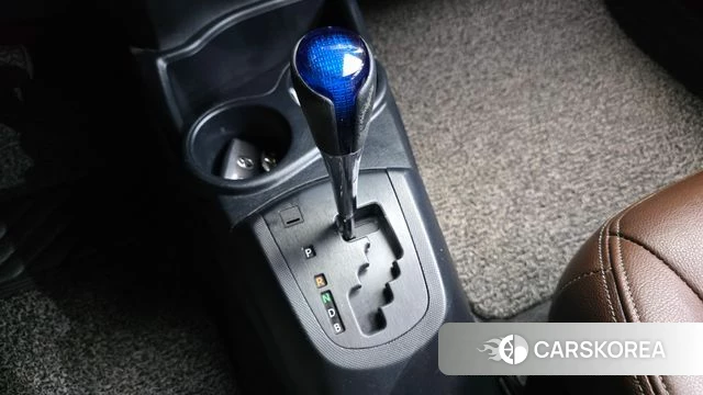 Toyota Prius C id 4907638 из Кореи 19