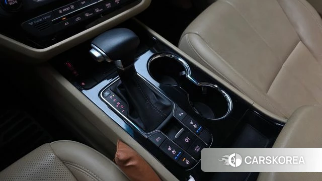 Kia The New Carnival id 4998309 из Кореи 32