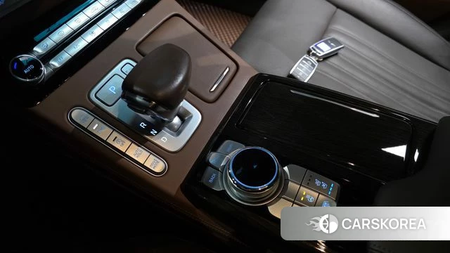 Genesis G90 id 5035545 из Кореи 19