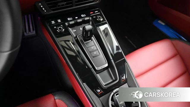 Porsche 911(992) id 4767282 из Кореи 19