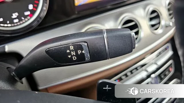 Mercedes-Benz E-Class W213 id 3403238 из Кореи 19