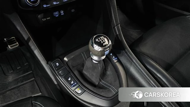 Hyundai Veloster (JS) id 3796124 из Кореи 19