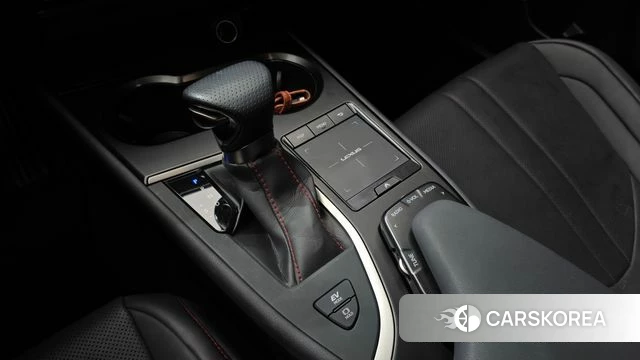 Lexus UX250h id 5028025 из Кореи 29