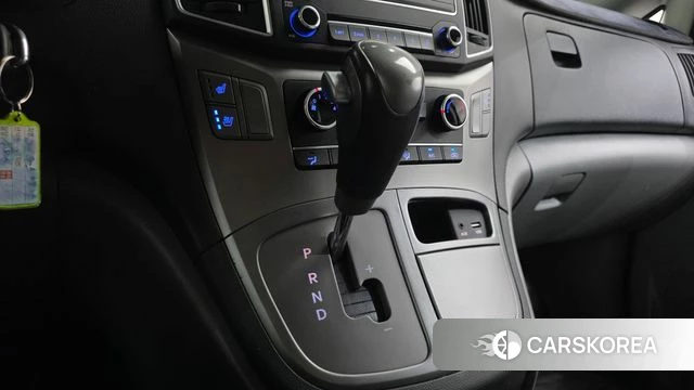 Hyundai The New Grand Starex id 4731933 из Кореи 19