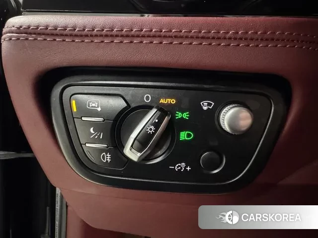 Bentley Bentayga id 3646741 из Кореи 19