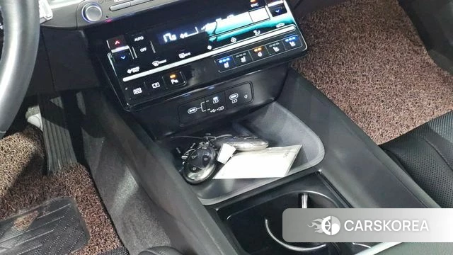 Hyundai Grandeur Hybrid (GN7) id 5021855 из Кореи 32