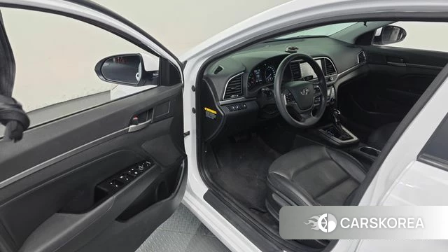 Hyundai Avante AD id 5014124 из Кореи 29