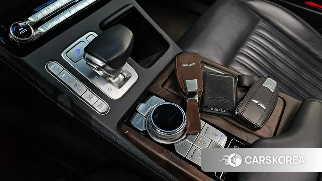 Genesis G90 id 5035632 из Кореи 19