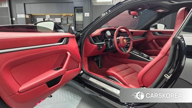 Porsche 911(992) id 4976688 из Кореи 34