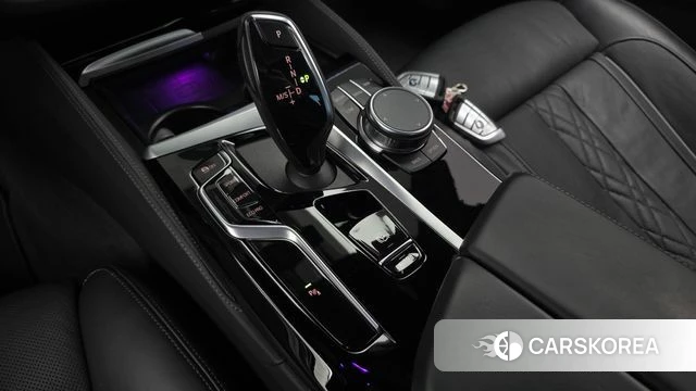 BMW 5 Series (G30) id 5027215 из Кореи 19
