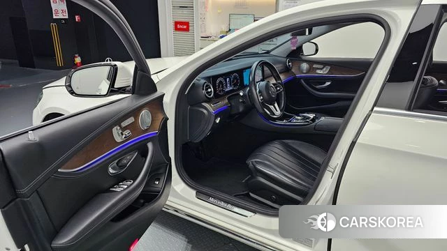 Mercedes-Benz E-Class W213 id 5018850 из Кореи 32