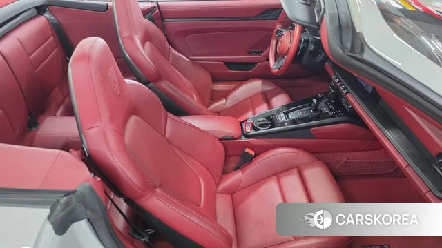 Porsche 911(992) id 5039975 из Кореи 19