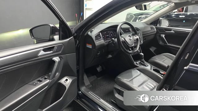 Volkswagen Tiguan Allspace id 5034914 из Кореи 35