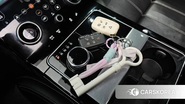 Land Rover Range Rover Velar id 3866997 из Кореи 19