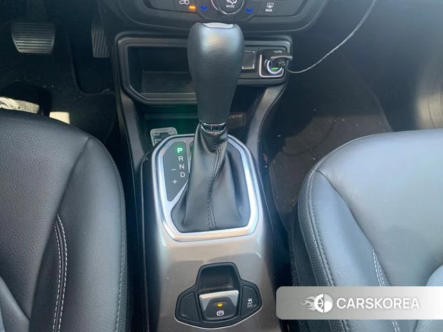 Jeep Renegade id 5013060 из Кореи 9