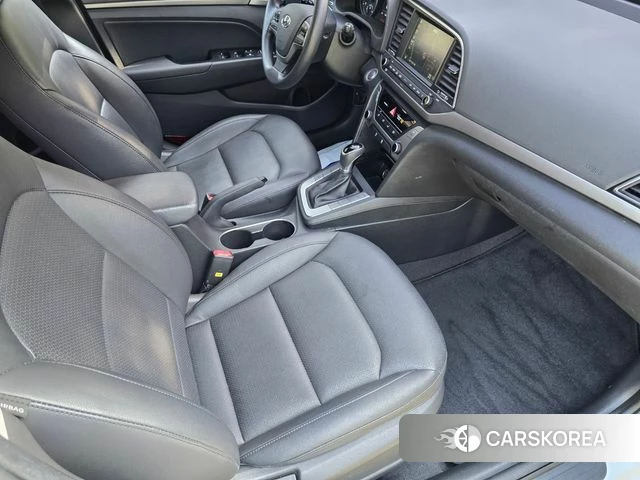 Hyundai Avante AD id 3857420 из Кореи 19
