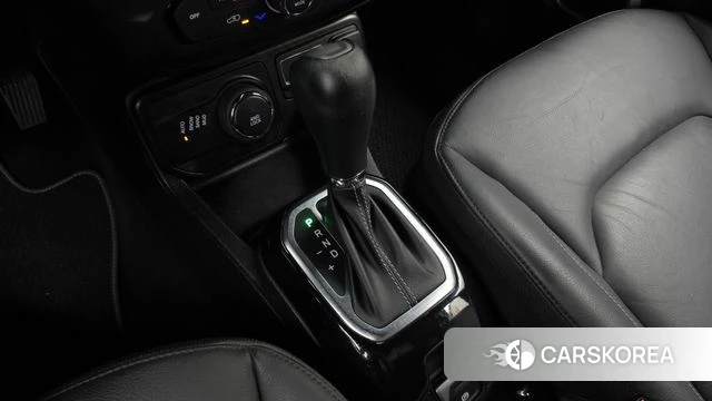 Jeep Renegade id 5012954 из Кореи 33
