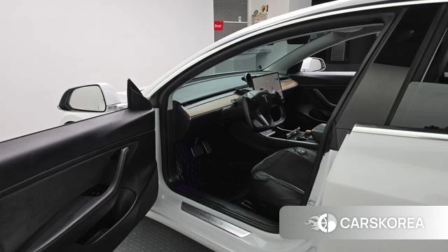 Tesla Model 3 id 4899977 из Кореи 29