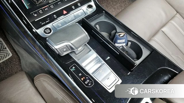 Audi A8 (D5) id 3799940 из Кореи 19