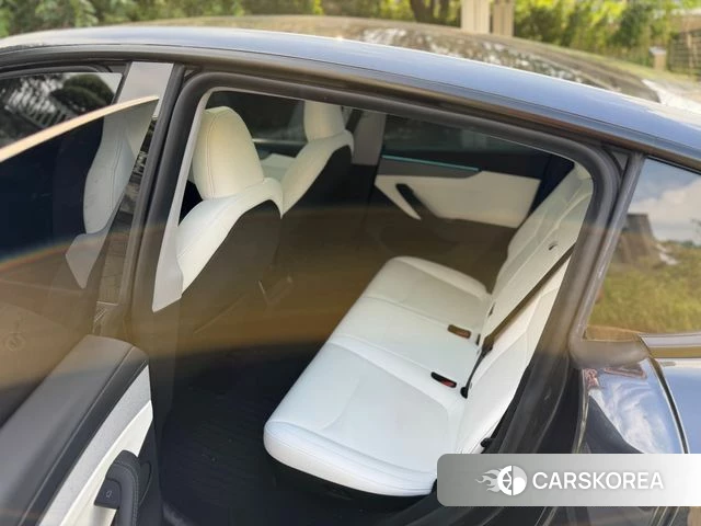Tesla Model Y id 4748983 из Кореи 13