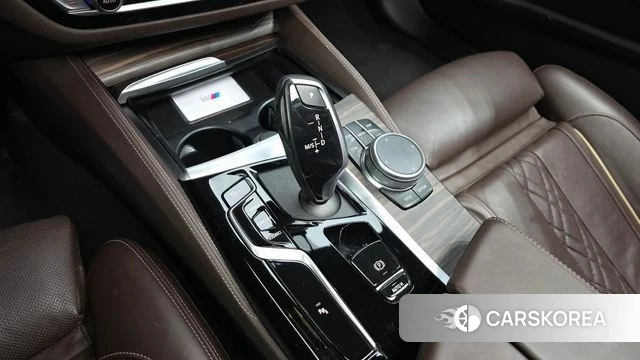 BMW 5 Series (G30) id 5017952 из Кореи 30