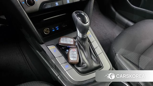 Hyundai Avante AD id 4960387 из Кореи 29