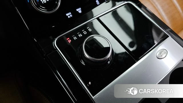 Land Rover Range Rover Velar id 4953244 из Кореи 19