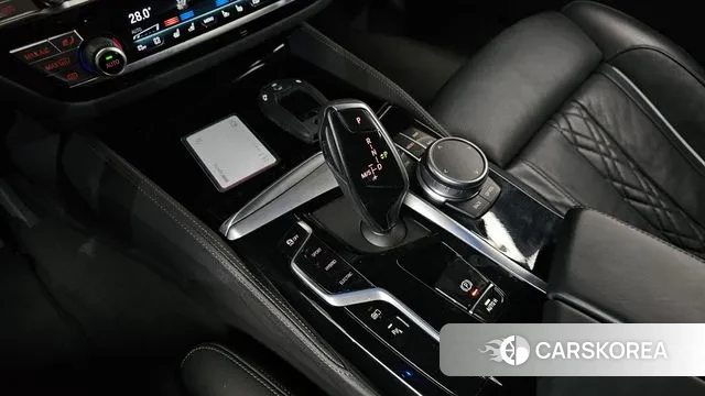 BMW 5 Series (G30) id 3598227 из Кореи 19