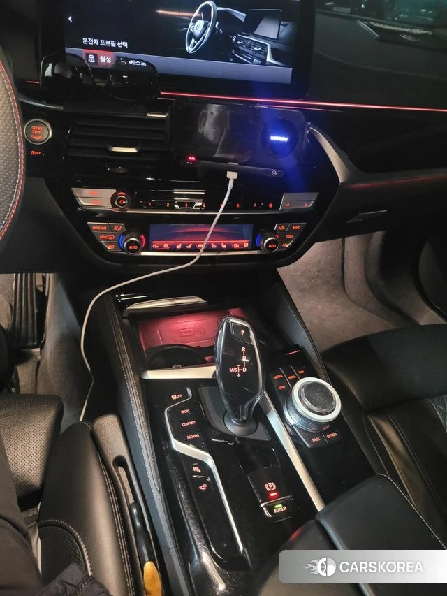 BMW 5 Series (G30) id 4987310 из Кореи 10