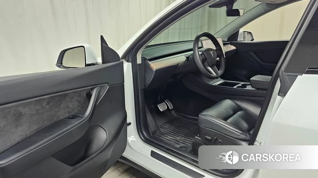 Tesla Model Y id 4550671 из Кореи 30