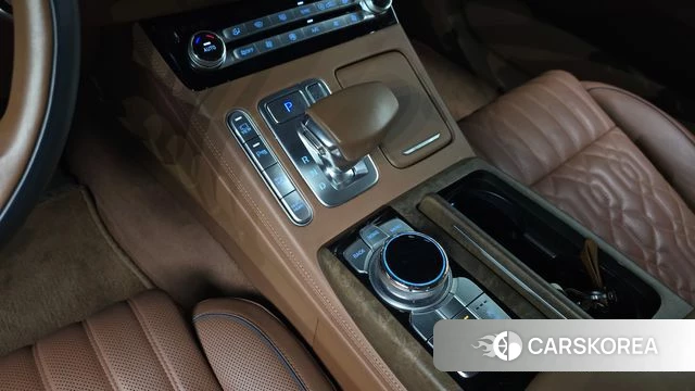 Genesis G90 id 4930117 из Кореи 30