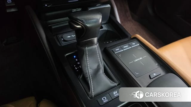 Lexus ES300h 7th generation id 4998662 из Кореи 32