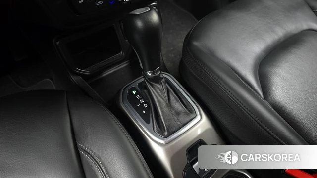 Jeep Renegade id 4918150 из Кореи 29