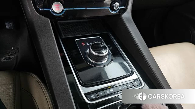 Jaguar F-PACE id 4978253 из Кореи 30