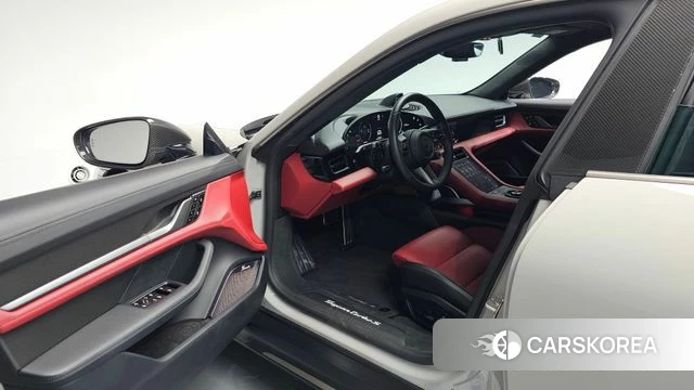 Porsche Taycan id 4767557 из Кореи 36