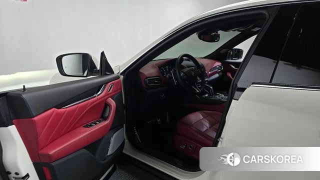 Maserati Levante id 4950505 из Кореи 32