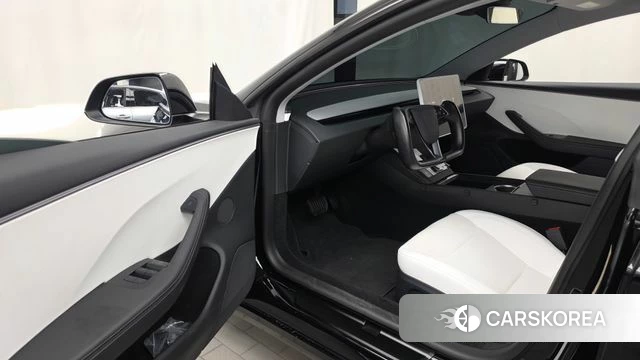 Tesla Model 3 id 5015924 из Кореи 30