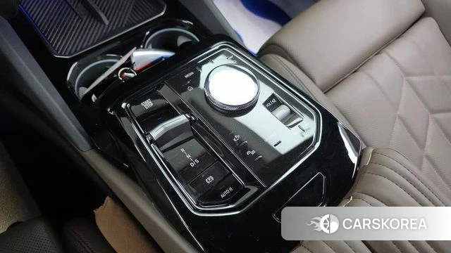 BMW 5 Series (G60) id 5045913 из Кореи 32
