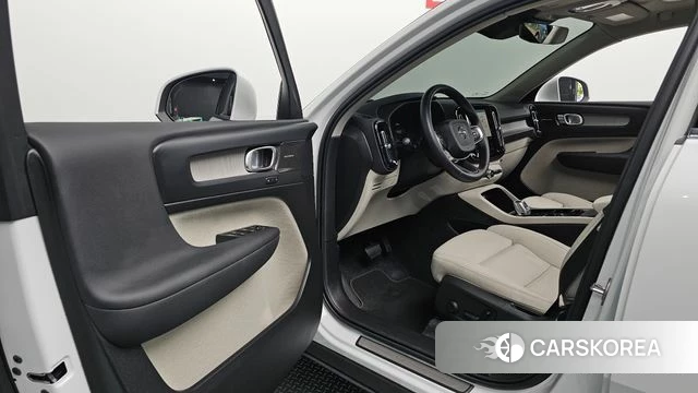 Volvo XC40 id 5032882 из Кореи 36