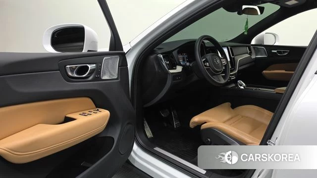 Volvo XC60 second Generation id 4922048 из Кореи 35