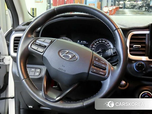 Hyundai Venue id 5053699 из Кореи 19
