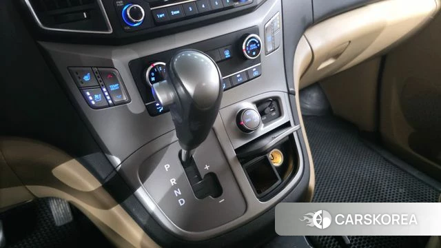Hyundai The New Grand Starex id 4708409 из Кореи 19
