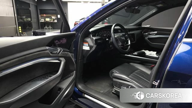 Audi e-Tron id 4952124 из Кореи 32