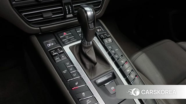 Porsche Macan id 5003268 из Кореи 19