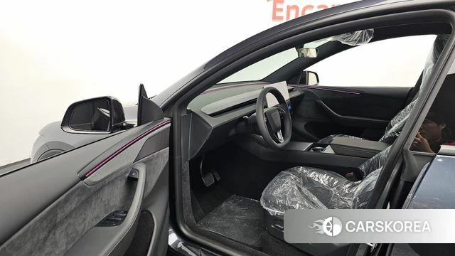 Tesla Model Y id 5010896 из Кореи 33