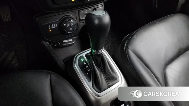 Jeep Renegade id 3641505 из Кореи 19