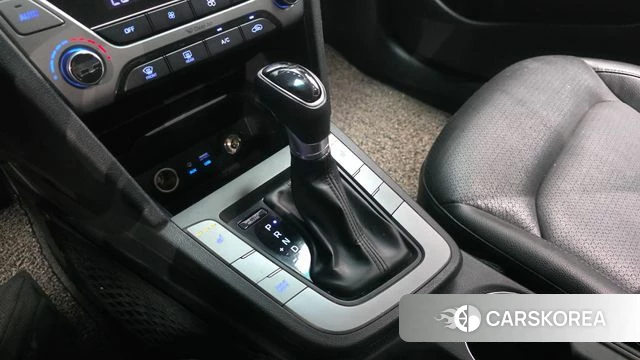 Hyundai Avante AD id 4960283 из Кореи 29