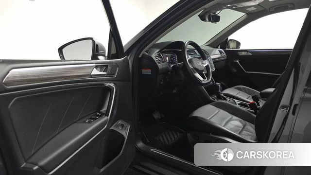 Volkswagen Tiguan Allspace id 4996404 из Кореи 35