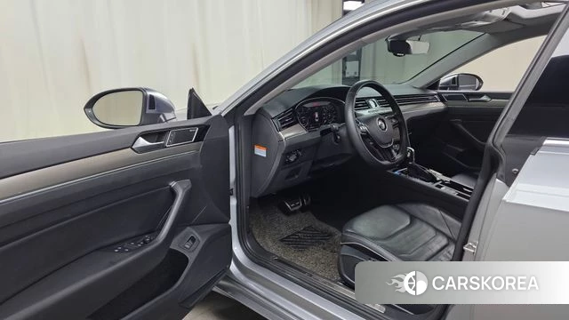 Volkswagen Arteon id 5003985 из Кореи 32